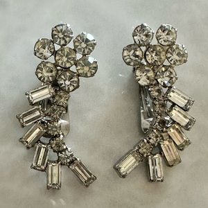1950S LARGE WING SHAPED CLIPS W/ RECTANGLE CUT RHINESTONES